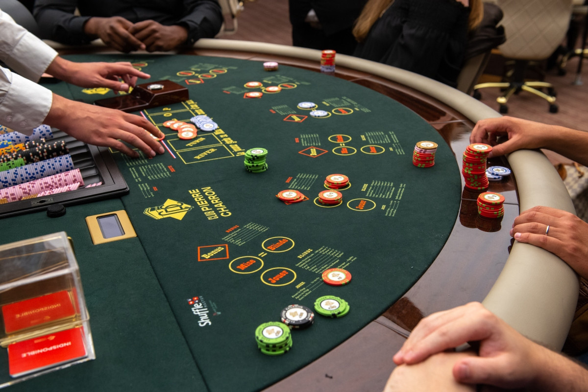 Luxury Poker Tournament